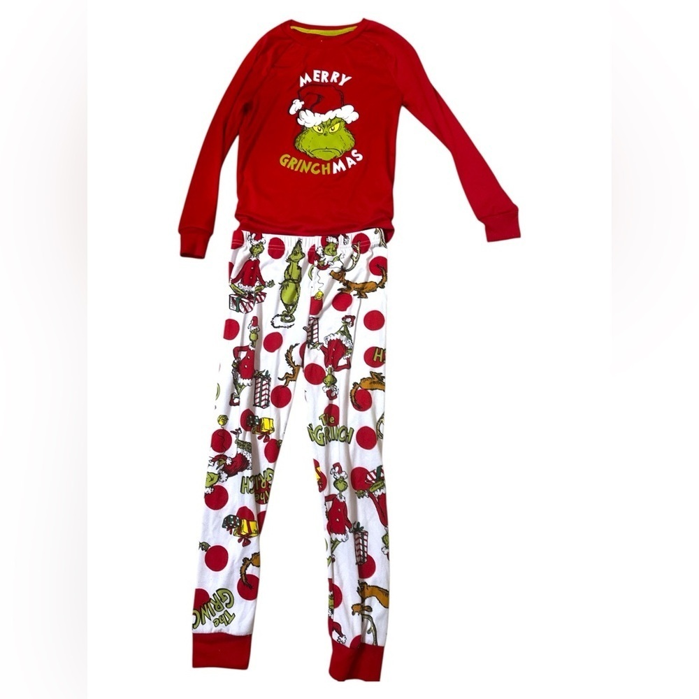 Kids Holiday Pajama Bundle - Size 8 (2 Full Sets) Gingerbread & Grinch Themes! - Picture 3 of 7